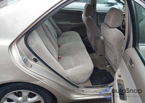 2004 Toyota Camry Le from USA, damaged, VIN 4T1BE32K44U851058